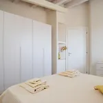 White 公寓 *