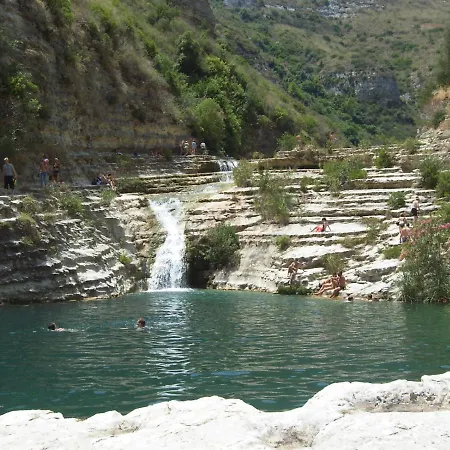 Апартаменты White *