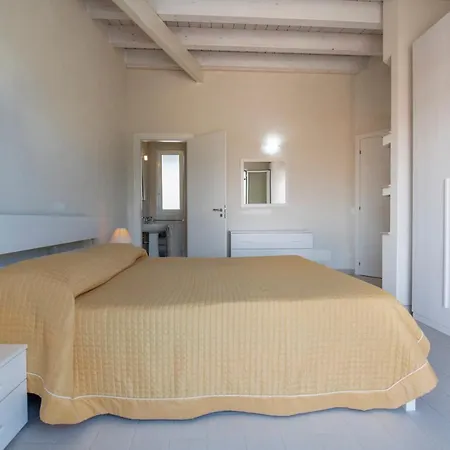 Apartment White