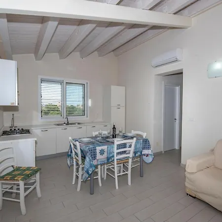 Apartment White *